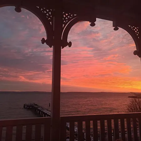 Unschlagbarer Ostseeblick Fuerstenhof 102 شقة *